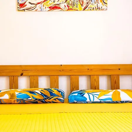 Casa Guendy, Centralissimo Bilocale Wifi - A/c Apartment *