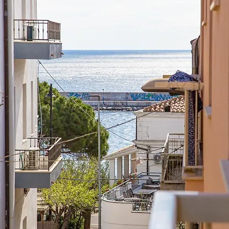 Casa Guendy, Centralissimo Bilocale Wifi - A/c Apartment Cala Gonone