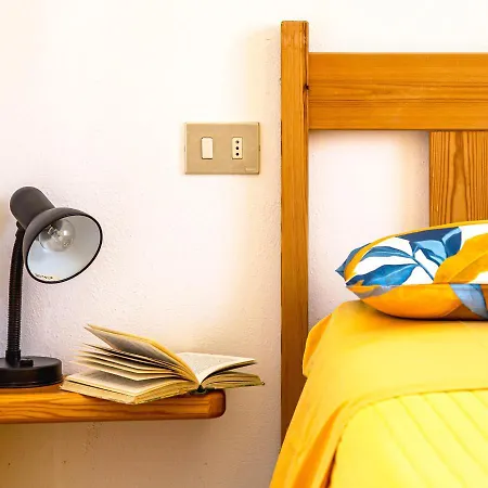 Casa Guendy, Centralissimo Bilocale Wifi - A/c Apartment *
